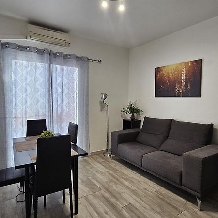 Apartamentos Sleep In Мадрид Экстерьер фото