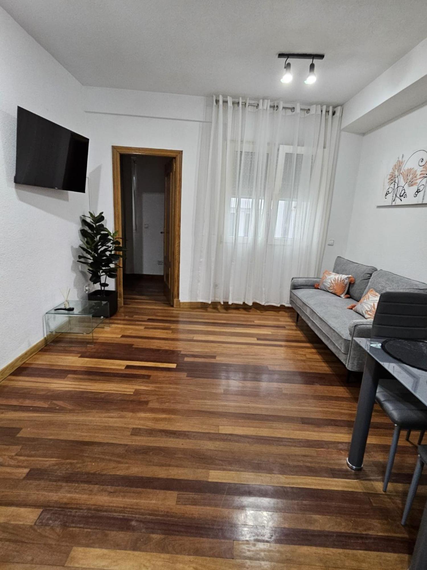Apartamentos Sleep In Мадрид Экстерьер фото